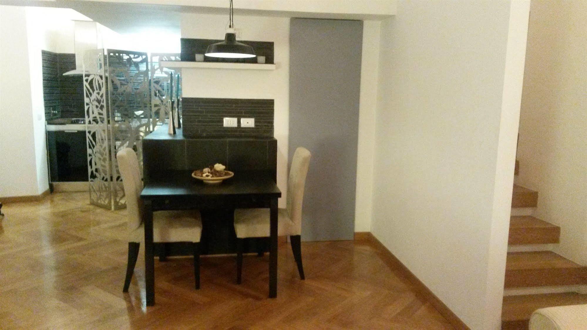 Liv'In Roma Colosseo Εξωτερικό φωτογραφία